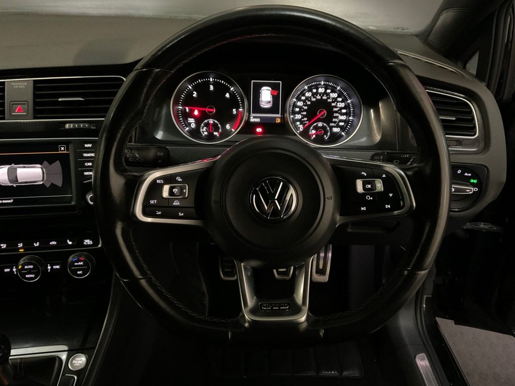 Used Volkswagen Golf 2015 for sale - 76768132: Photo 31