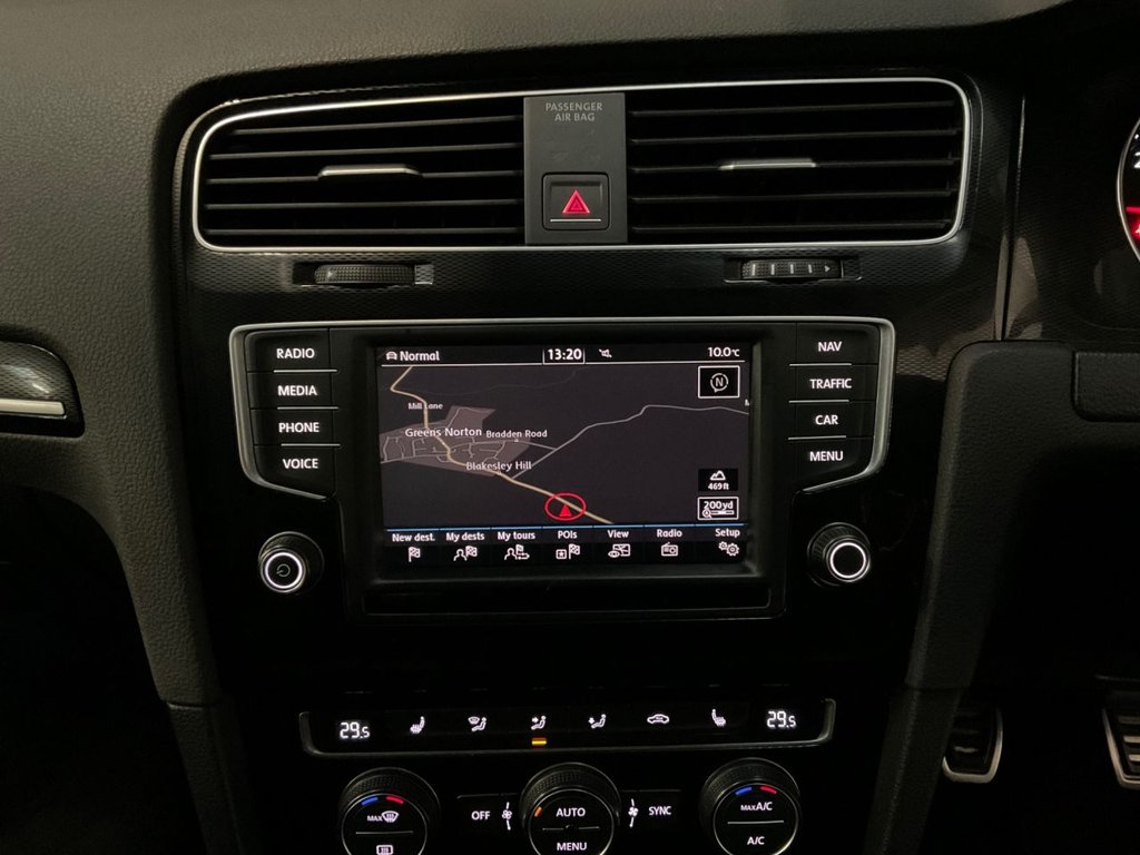 Used Volkswagen Golf 2015 for sale - 76768132: Photo 34