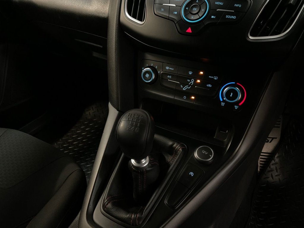 Used Ford Focus 2016 for sale - 76535739: Photo 31