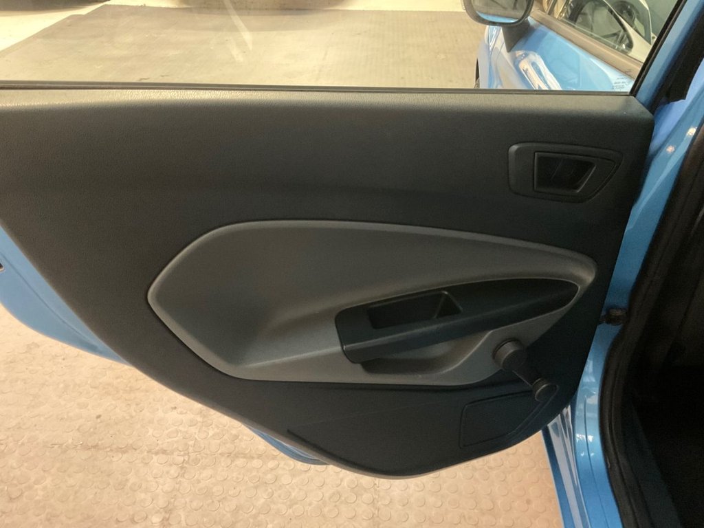 Used Ford Fiesta 2009 for sale - 77088947: Photo 48