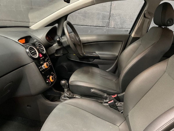 Used Vauxhall Corsa 2009 for sale - 76223384: Photo 33