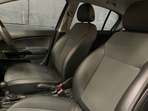 Used Vauxhall Corsa 2009 for sale - 76223384: Photo 34