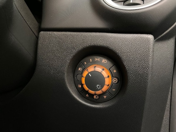 Used Vauxhall Corsa 2009 for sale - 76223384: Photo 43