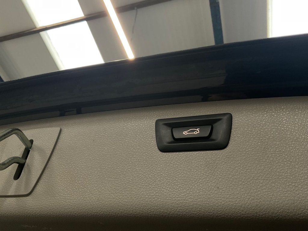 Used BMW 3 Series 2015 for sale - 77027020: Photo 46