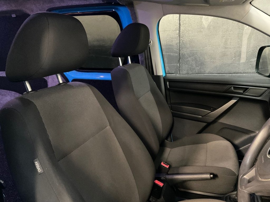 Used Volkswagen Caddy Maxi 2015 for sale - 76654341: Photo 26