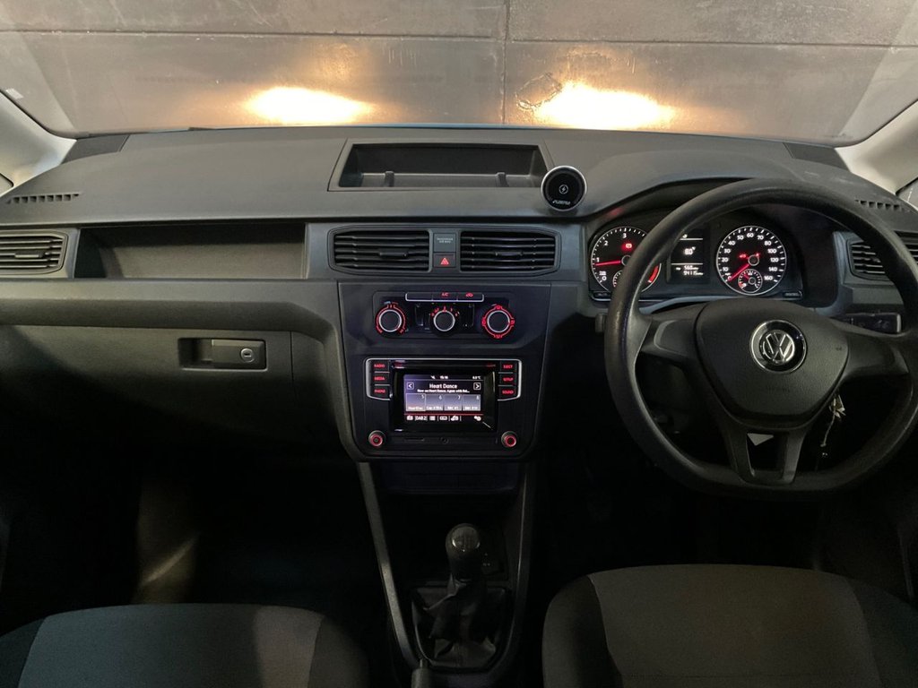 Used Volkswagen Caddy Maxi 2015 for sale - 76654341: Photo 28