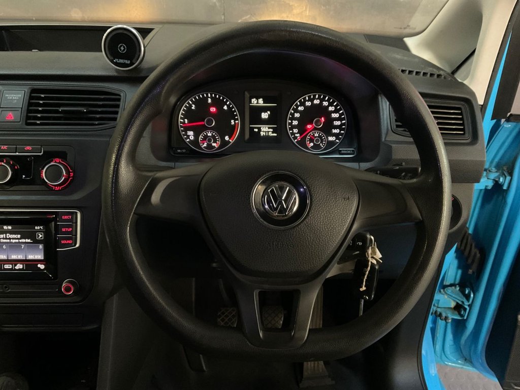 Used Volkswagen Caddy Maxi 2015 for sale - 76654341: Photo 32