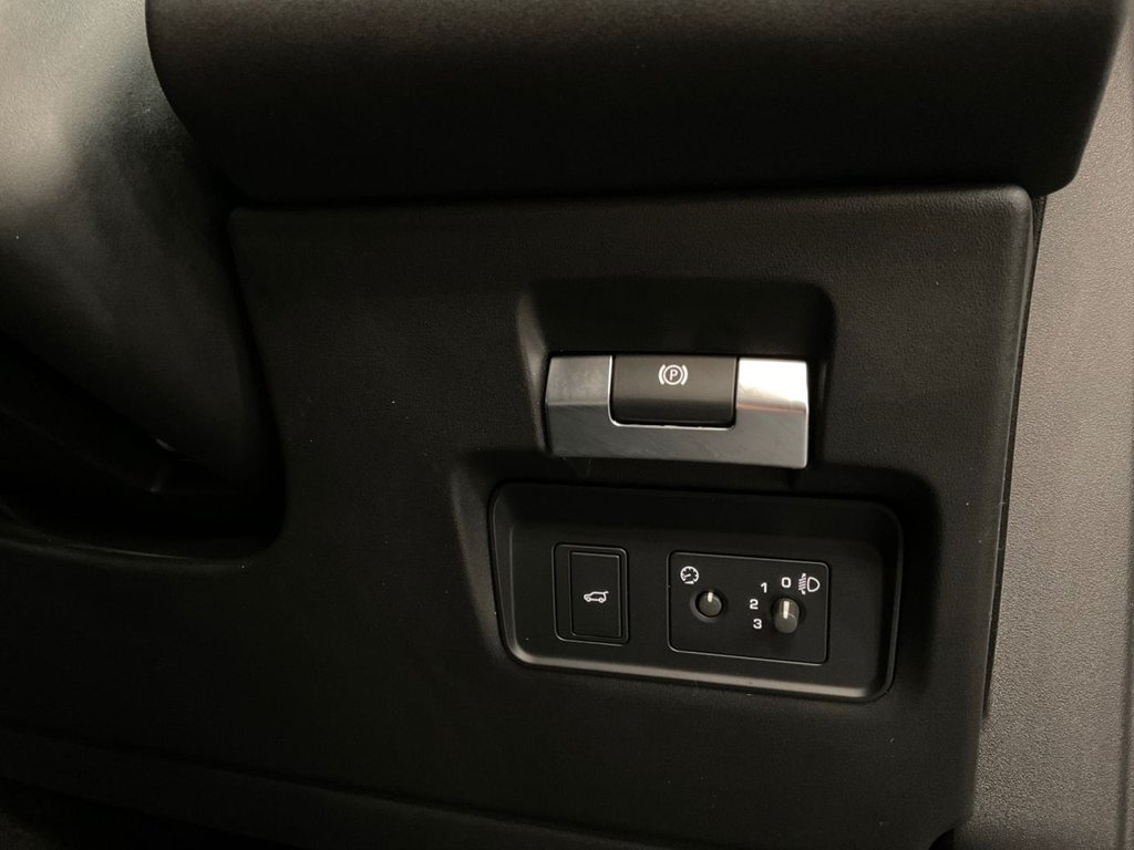 Used Land Rover Discovery Sport 2020 for sale - 75973823: Photo 28