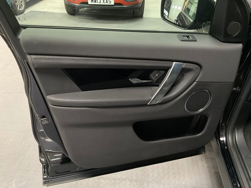 Used Land Rover Discovery Sport 2020 for sale - 75973823: Photo 46