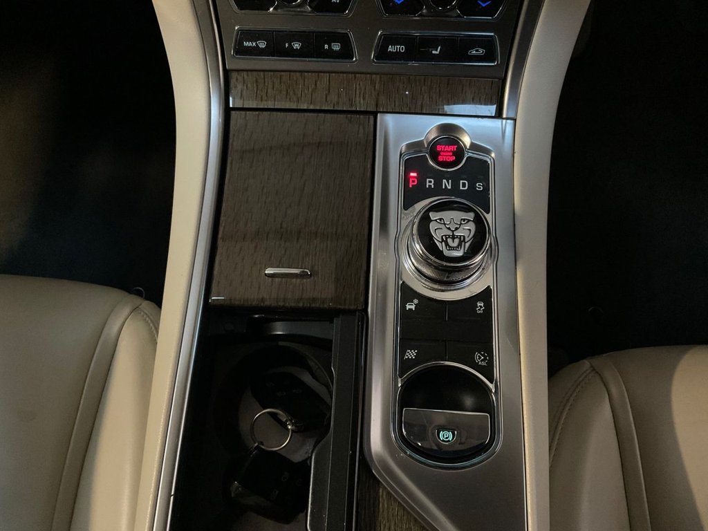 Used Jaguar XF 2013 for sale - 77879303: Photo 35