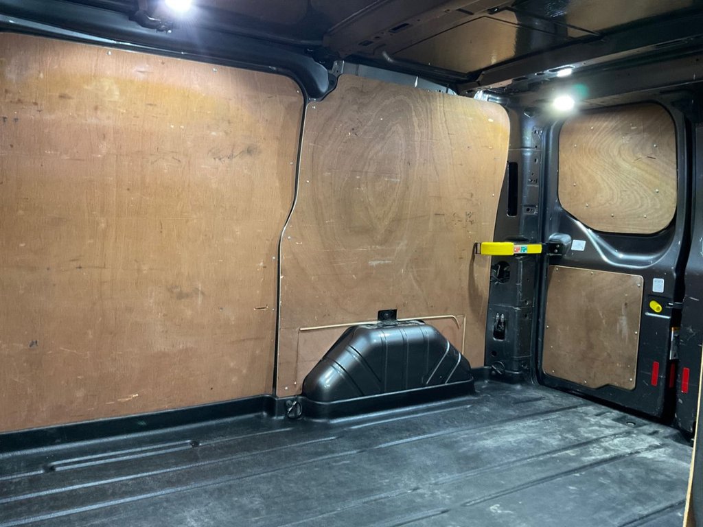 Used Ford Transit Custom 2020 for sale - 76546971: Photo 41