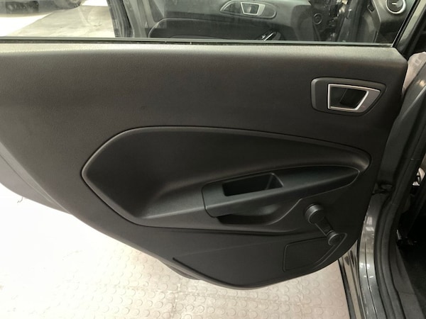 Used Ford Fiesta 2016 for sale - 76291938: Photo 46