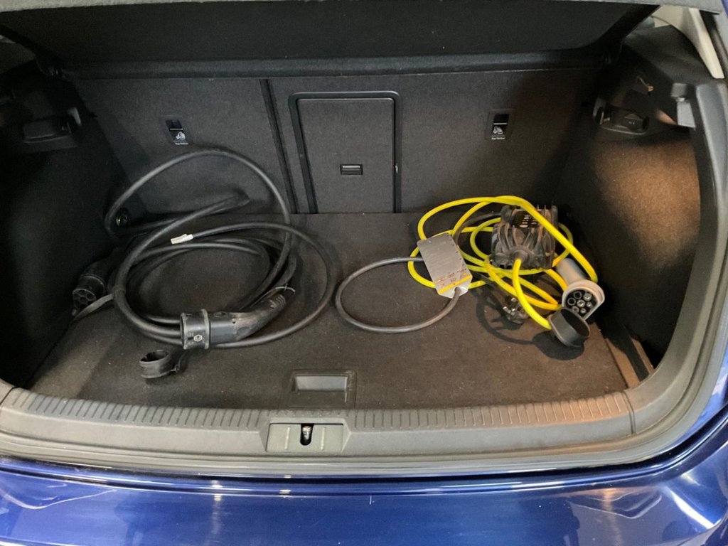 Used Volkswagen Golf 2019 for sale - 77608511: Photo 24