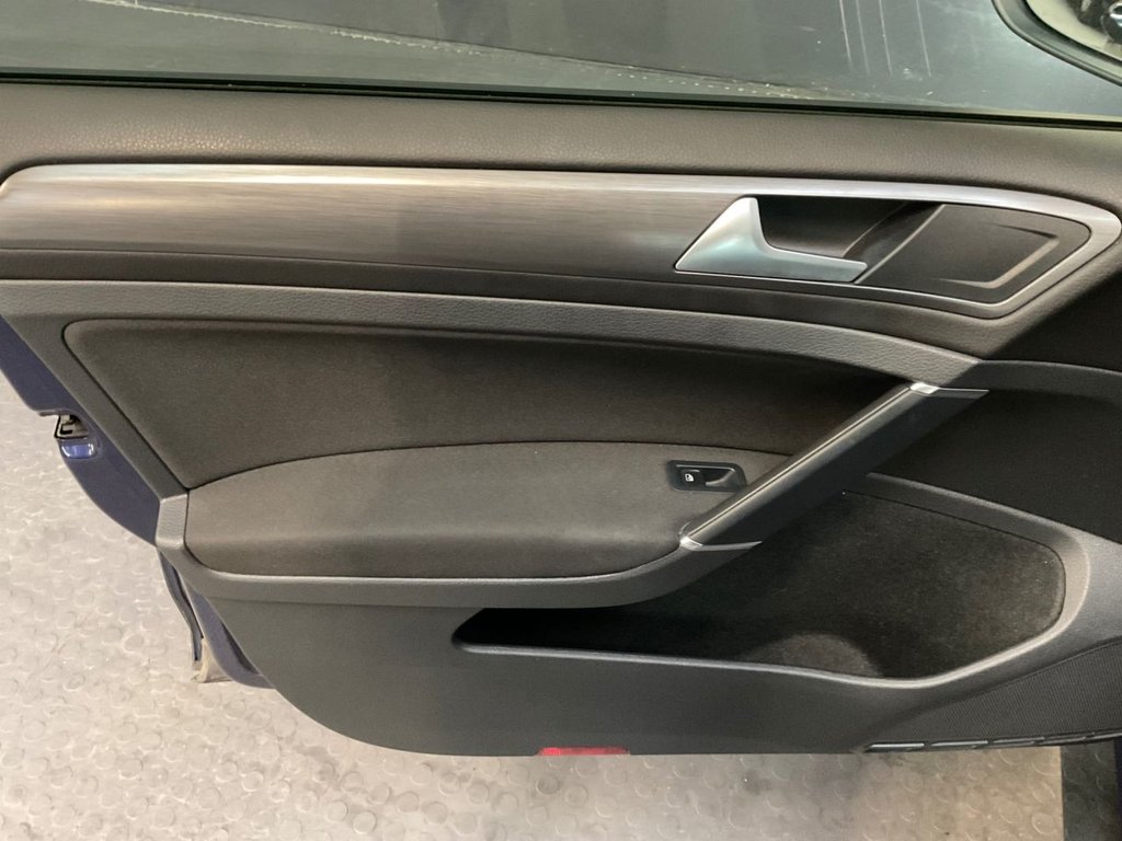 Used Volkswagen Golf 2019 for sale - 77608511: Photo 26