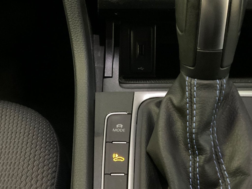 Used Volkswagen Golf 2019 for sale - 77608511: Photo 30