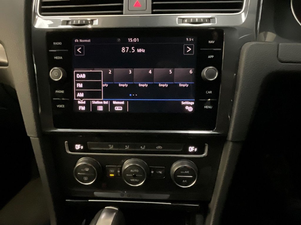 Used Volkswagen Golf 2019 for sale - 77608511: Photo 36