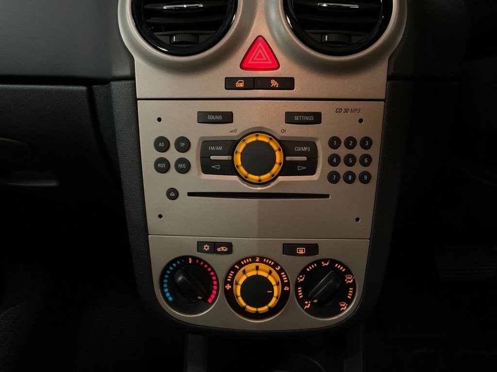 Used Vauxhall Corsa 2007 for sale - 76973390: Photo 29