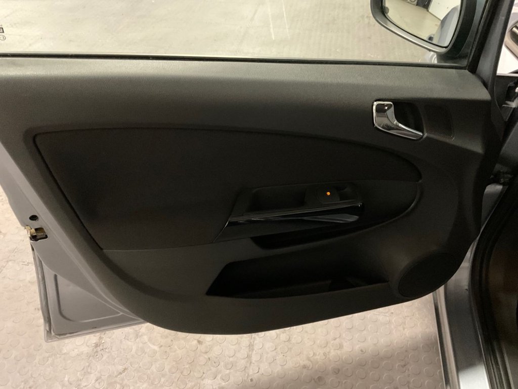 Used Vauxhall Corsa 2007 for sale - 76973390: Photo 45