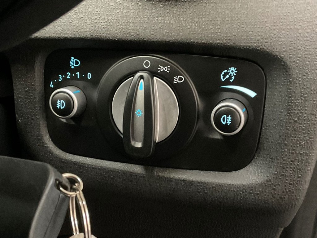 Used Ford Fiesta 2014 for sale - 76867885: Photo 28