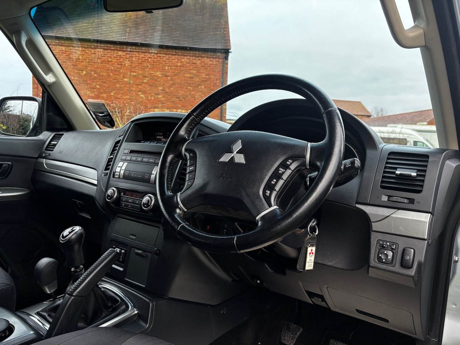 Used Mitsubishi Shogun 2014 for sale - 76971215: Photo 10