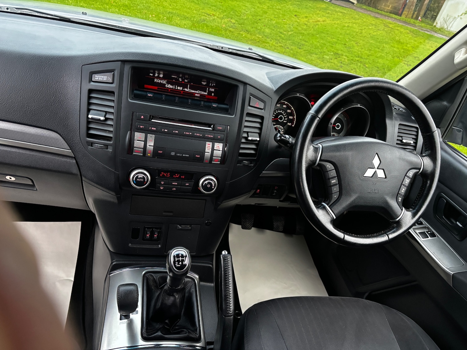 Used Mitsubishi Shogun 2014 for sale - 76971215: Photo 11