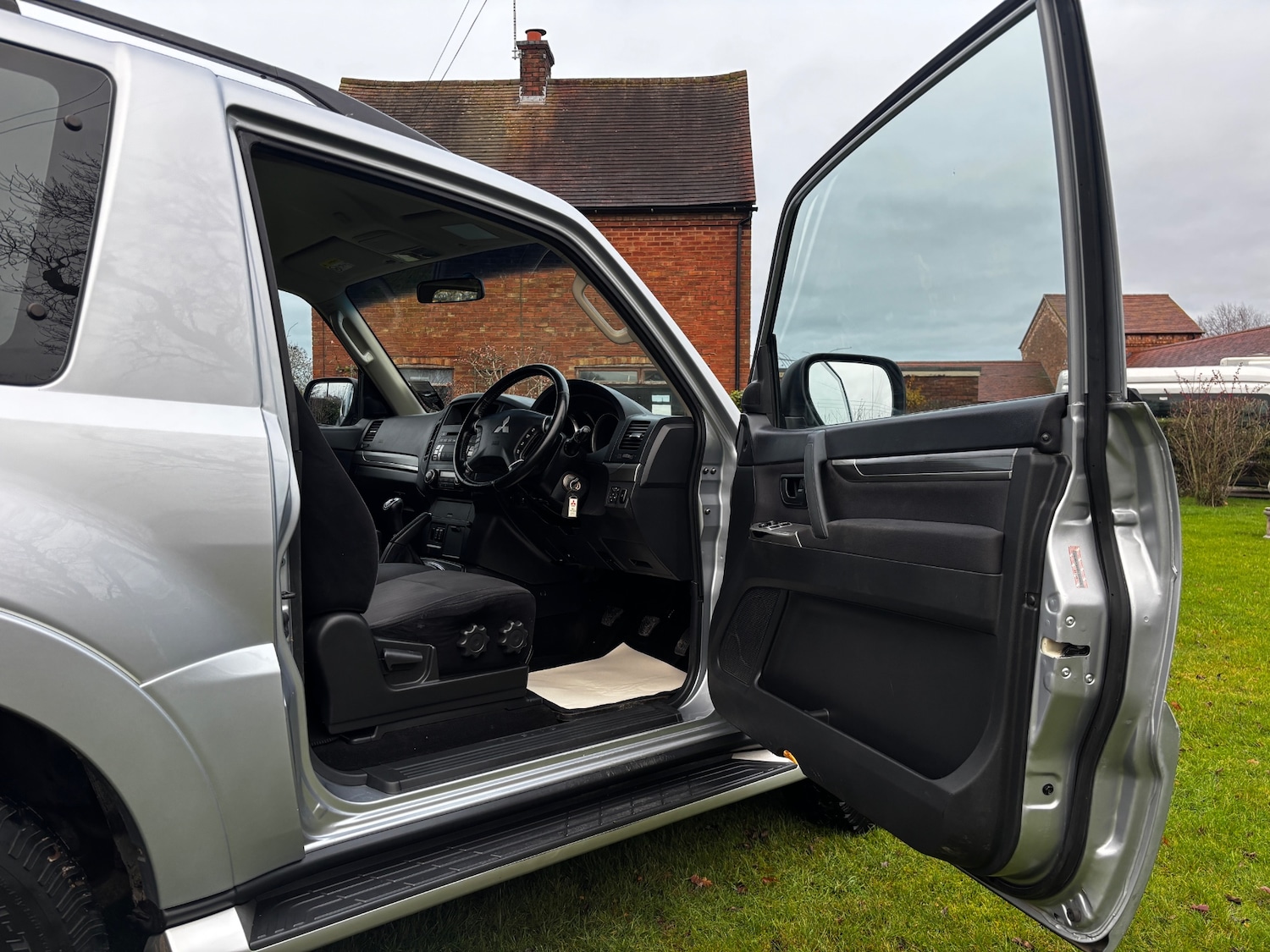 Used Mitsubishi Shogun 2014 for sale - 76971215: Photo 32