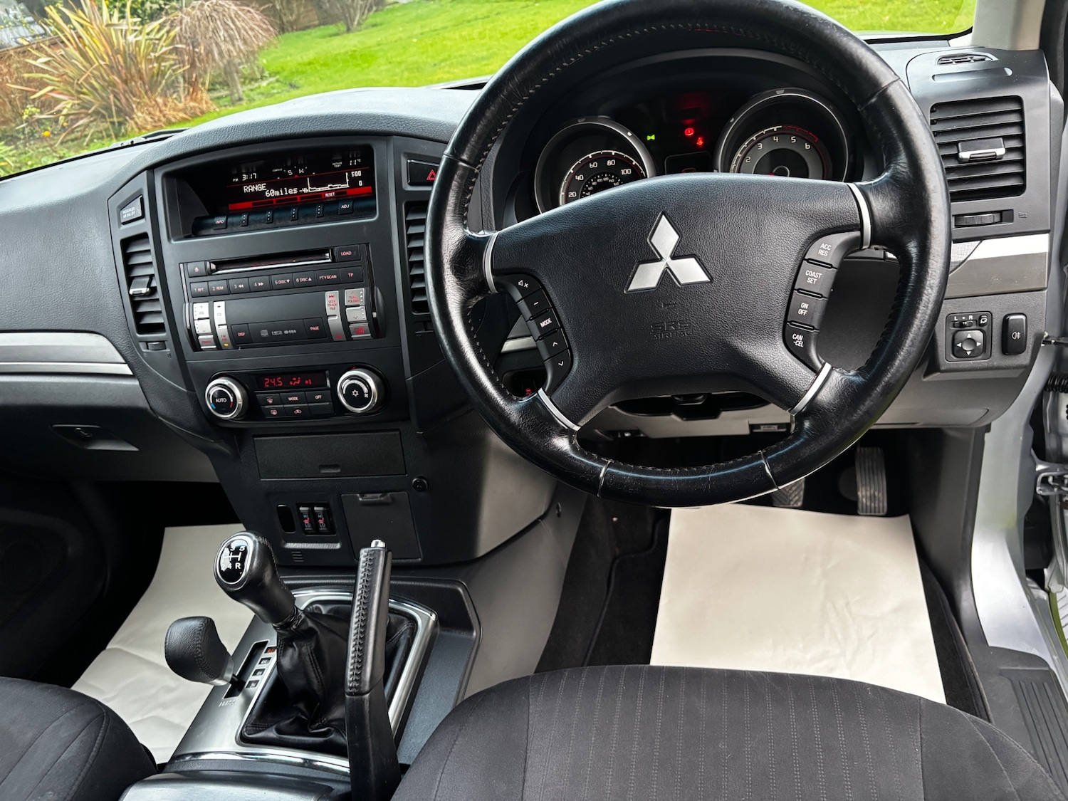 Used Mitsubishi Shogun 2014 for sale - 76971215: Photo 37