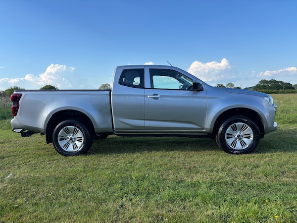 Used Isuzu D-Max 2021 for sale - 74141632: Photo 4