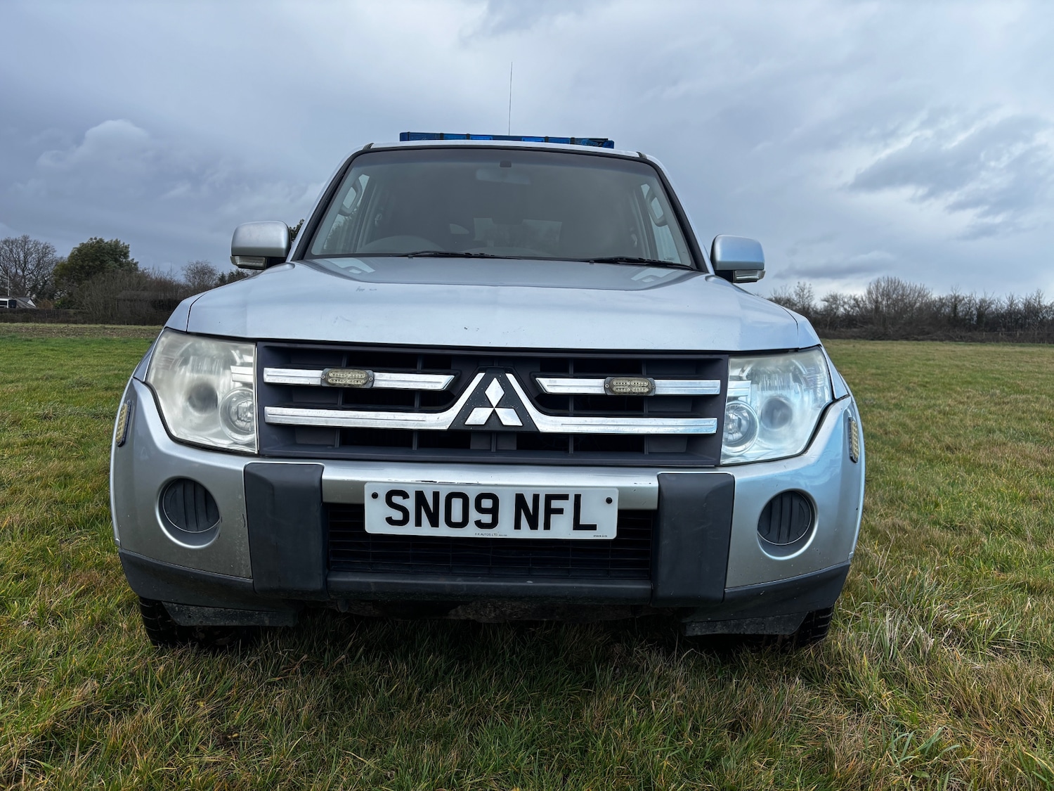 Used Mitsubishi Shogun 2009 for sale - 77311326: Photo 2