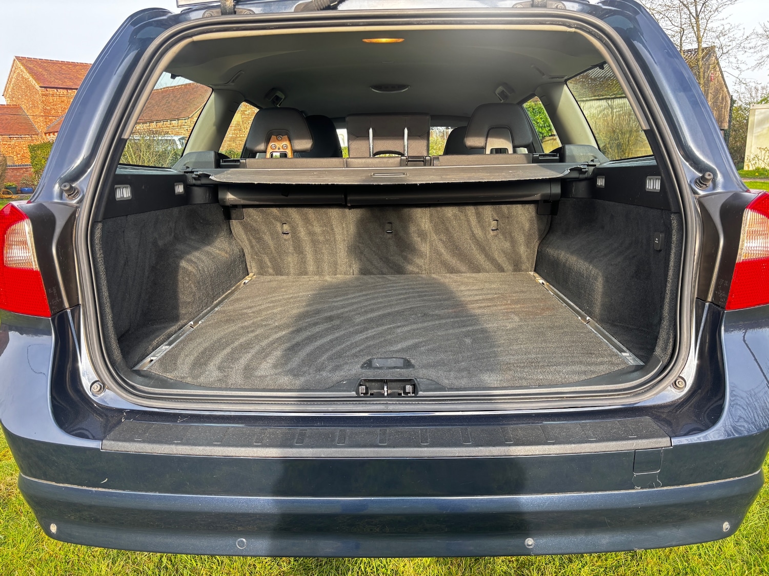 Used Volvo V70 2013 for sale - 77962256: Photo 19