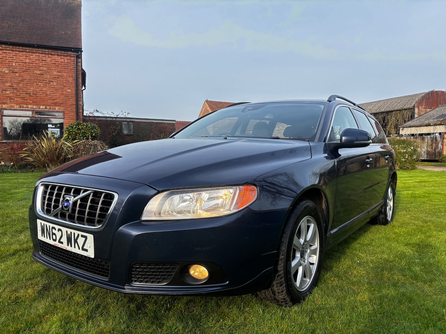 Used Volvo V70 2013 for sale - 77962256: Photo 23
