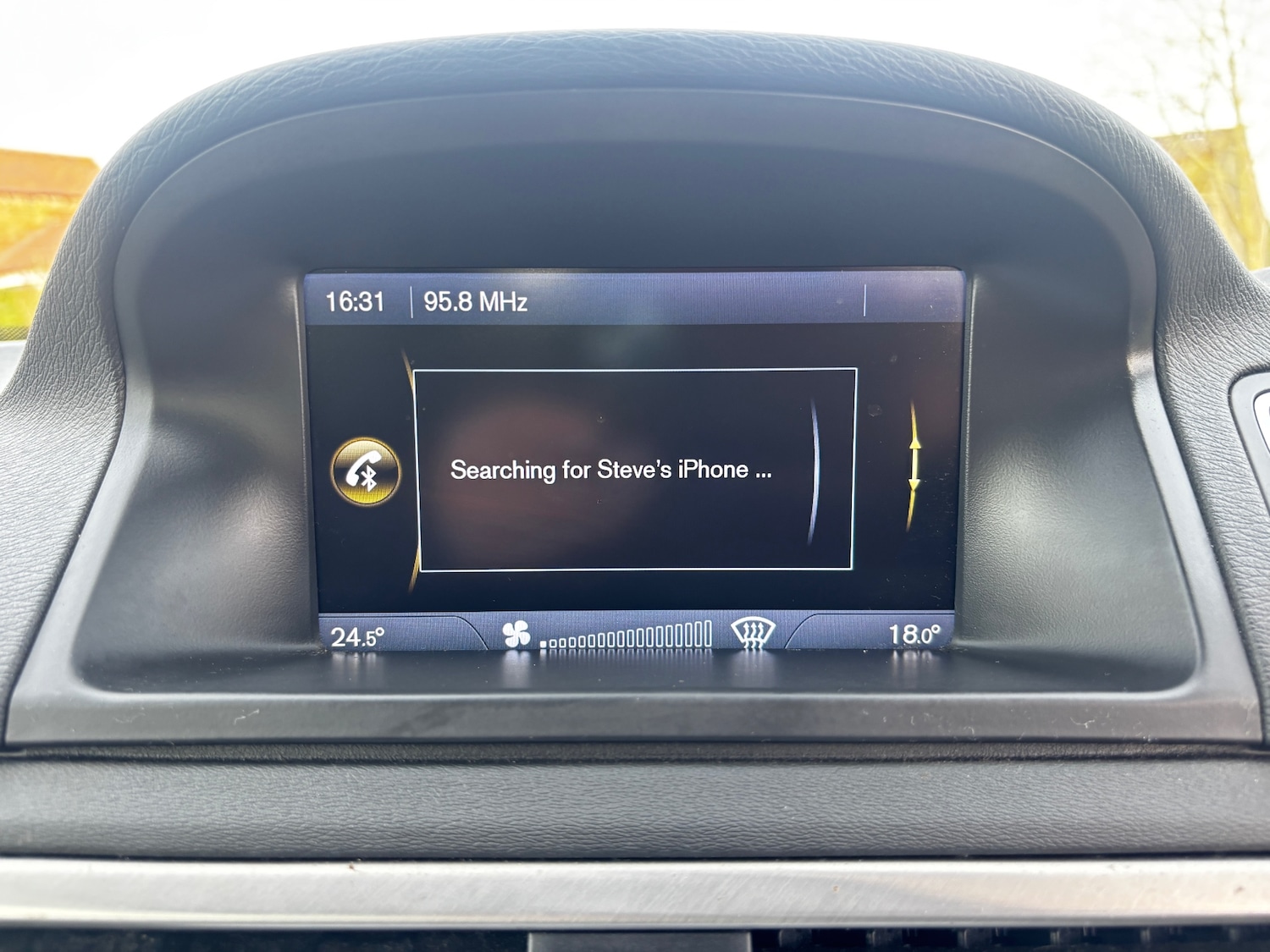 Used Volvo V70 2013 for sale - 77962256: Photo 36