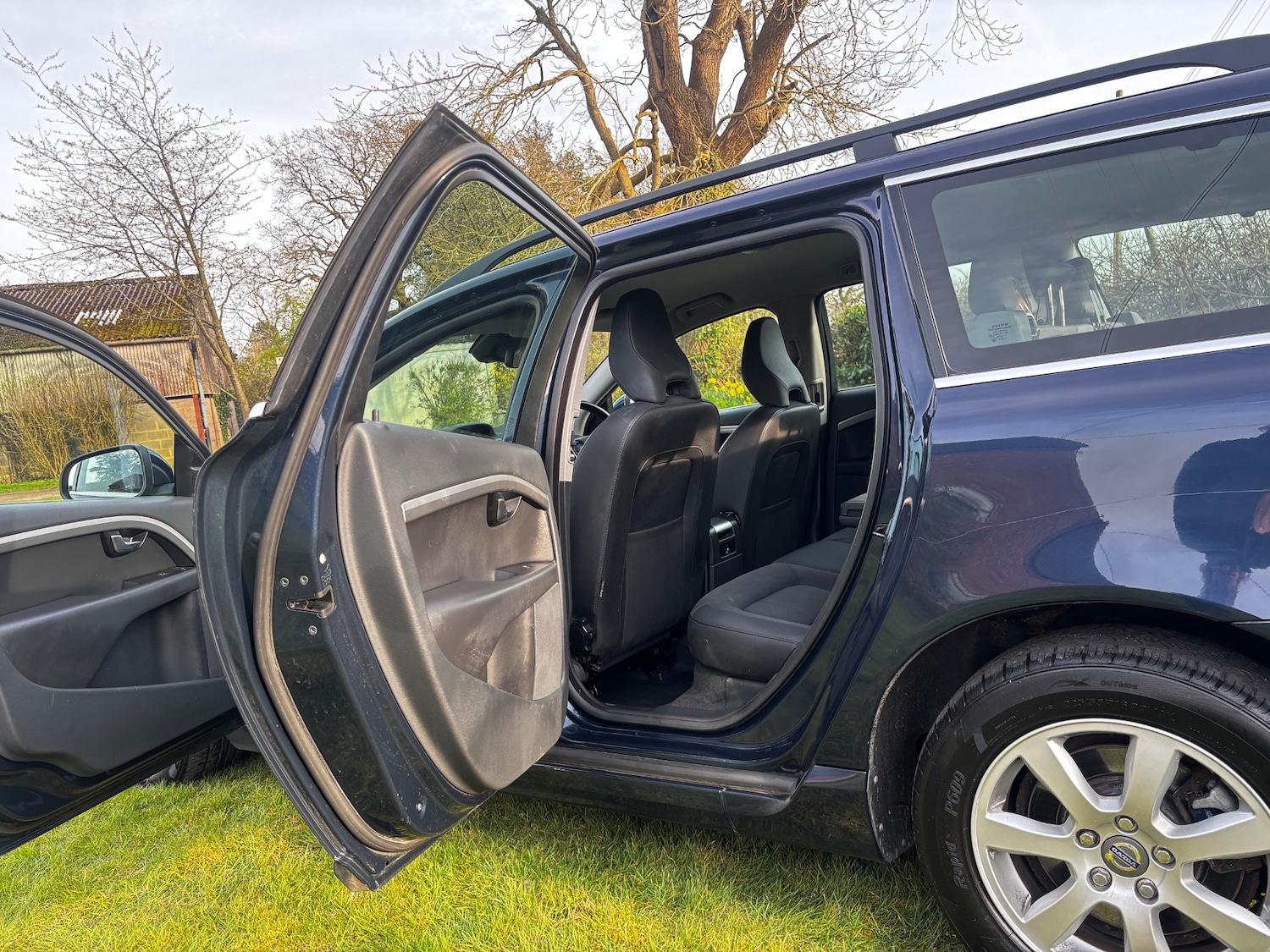 Used Volvo V70 2013 for sale - 77962256: Photo 39