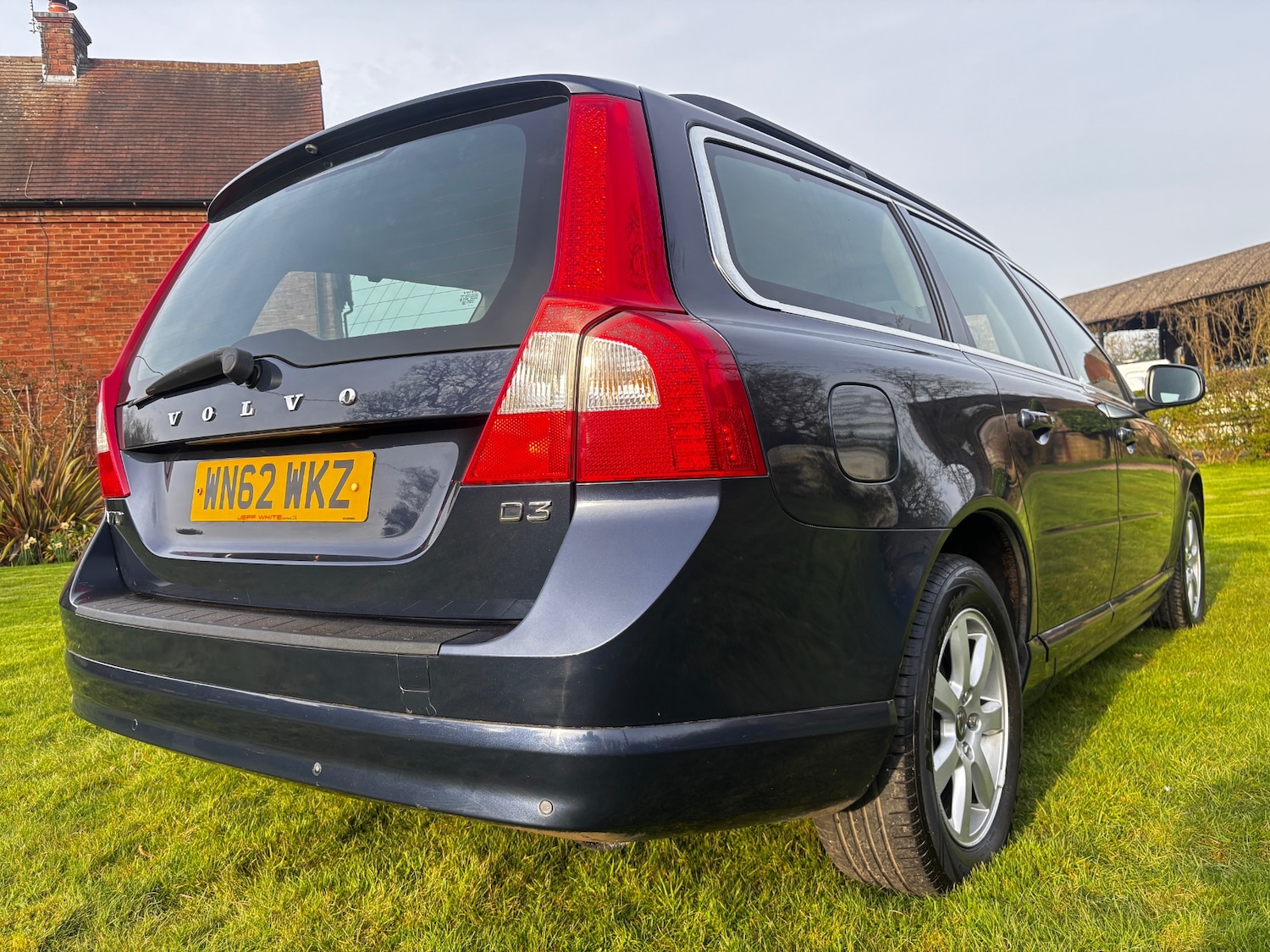 Used Volvo V70 2013 for sale - 77962256: Photo 6