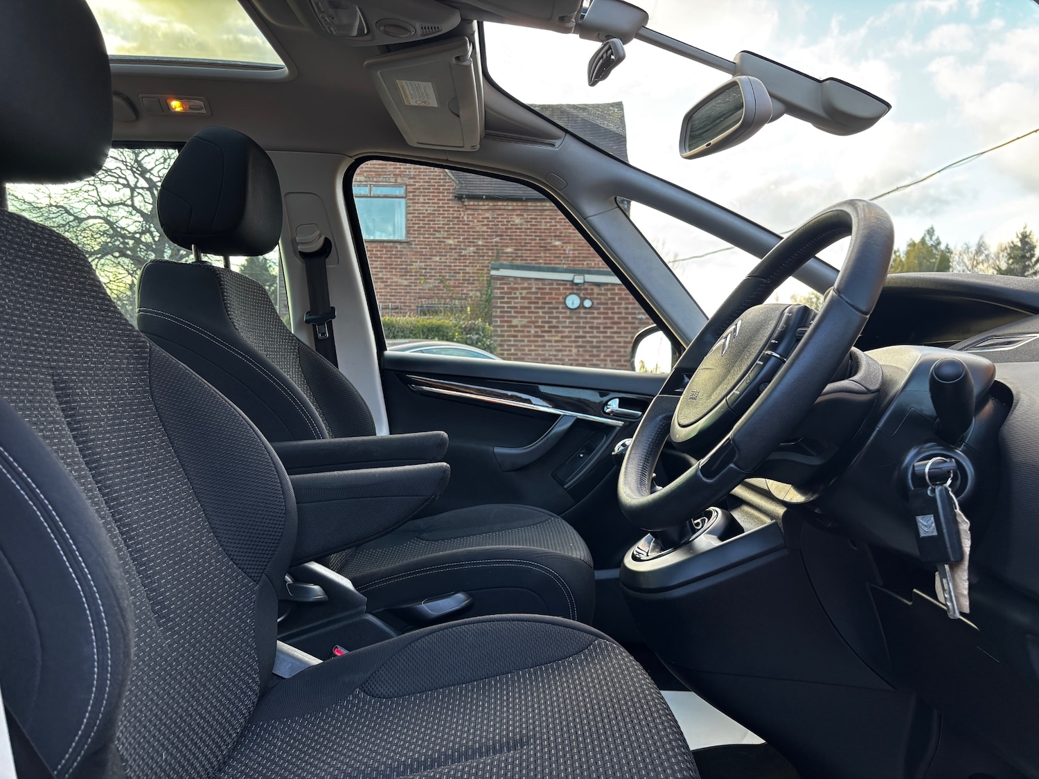 Used Citroen Grand C4 Picasso 2013 for sale - 77812975: Photo 27