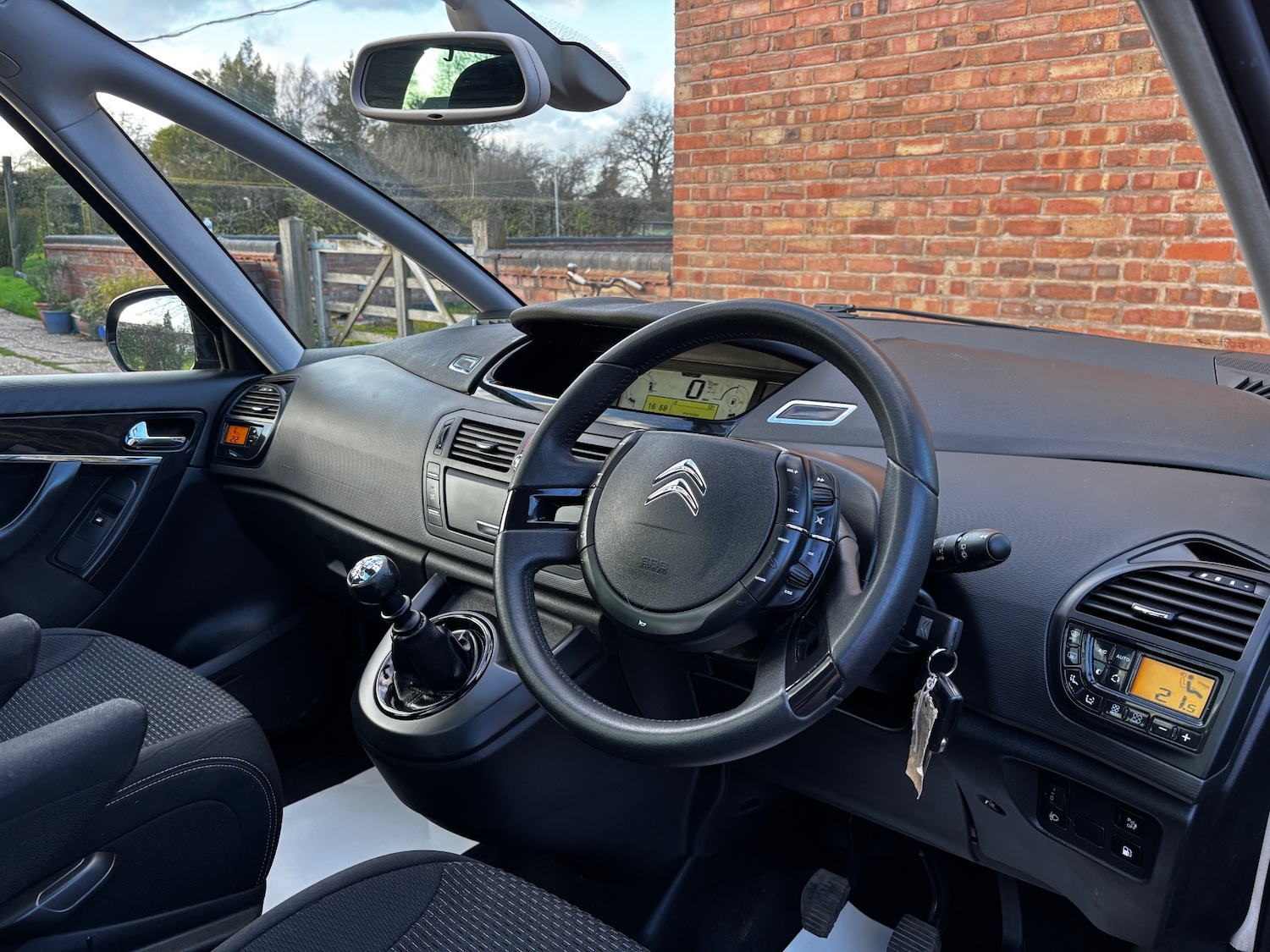 Used Citroen Grand C4 Picasso 2013 for sale - 77812975: Photo 30