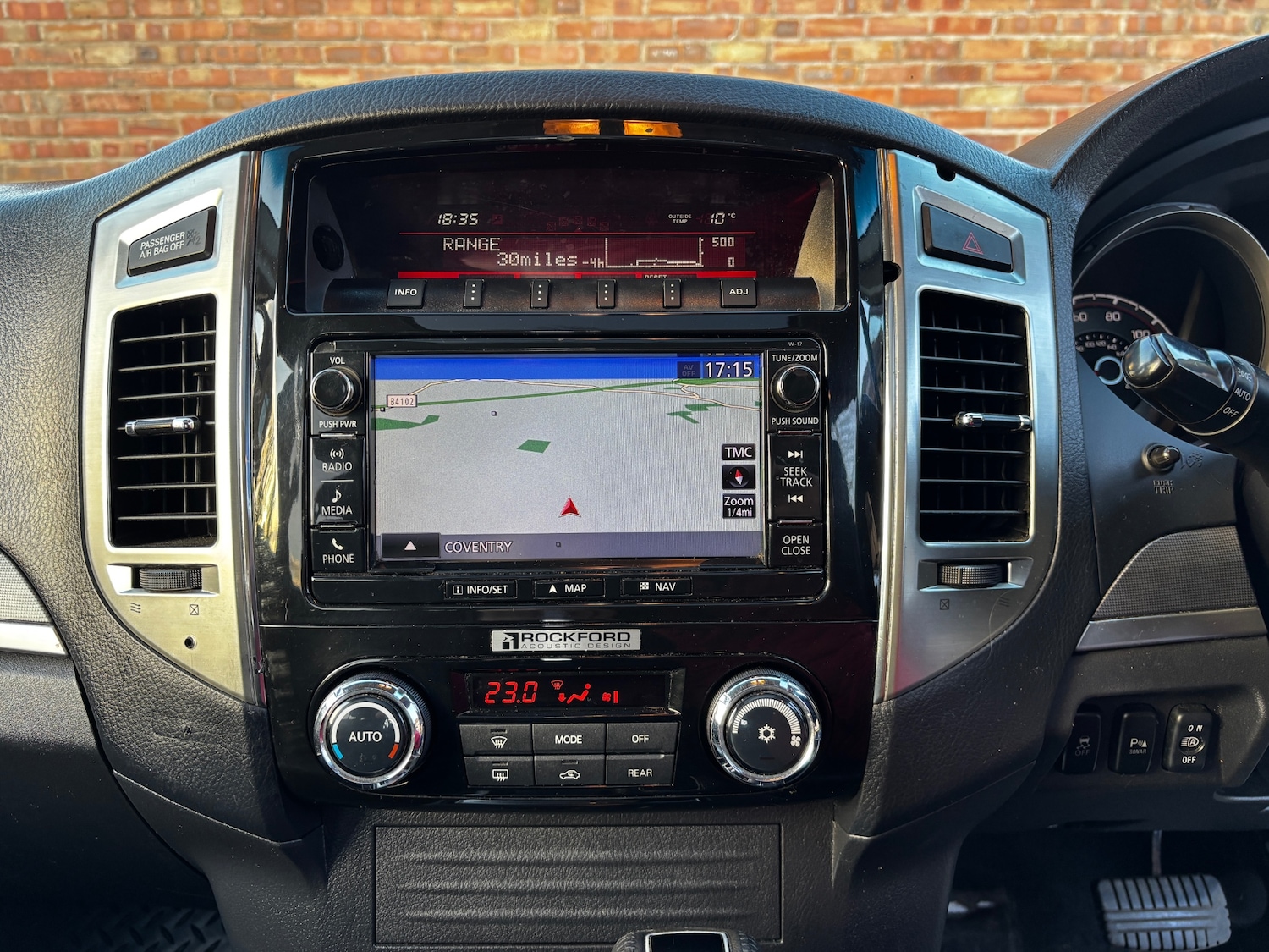 Used Mitsubishi Shogun 2018 for sale - 77818023: Photo 12