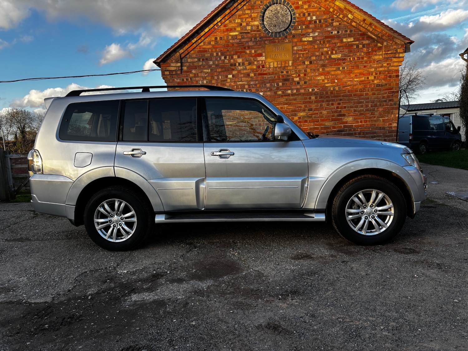 Used Mitsubishi Shogun 2018 for sale - 77818023: Photo 27