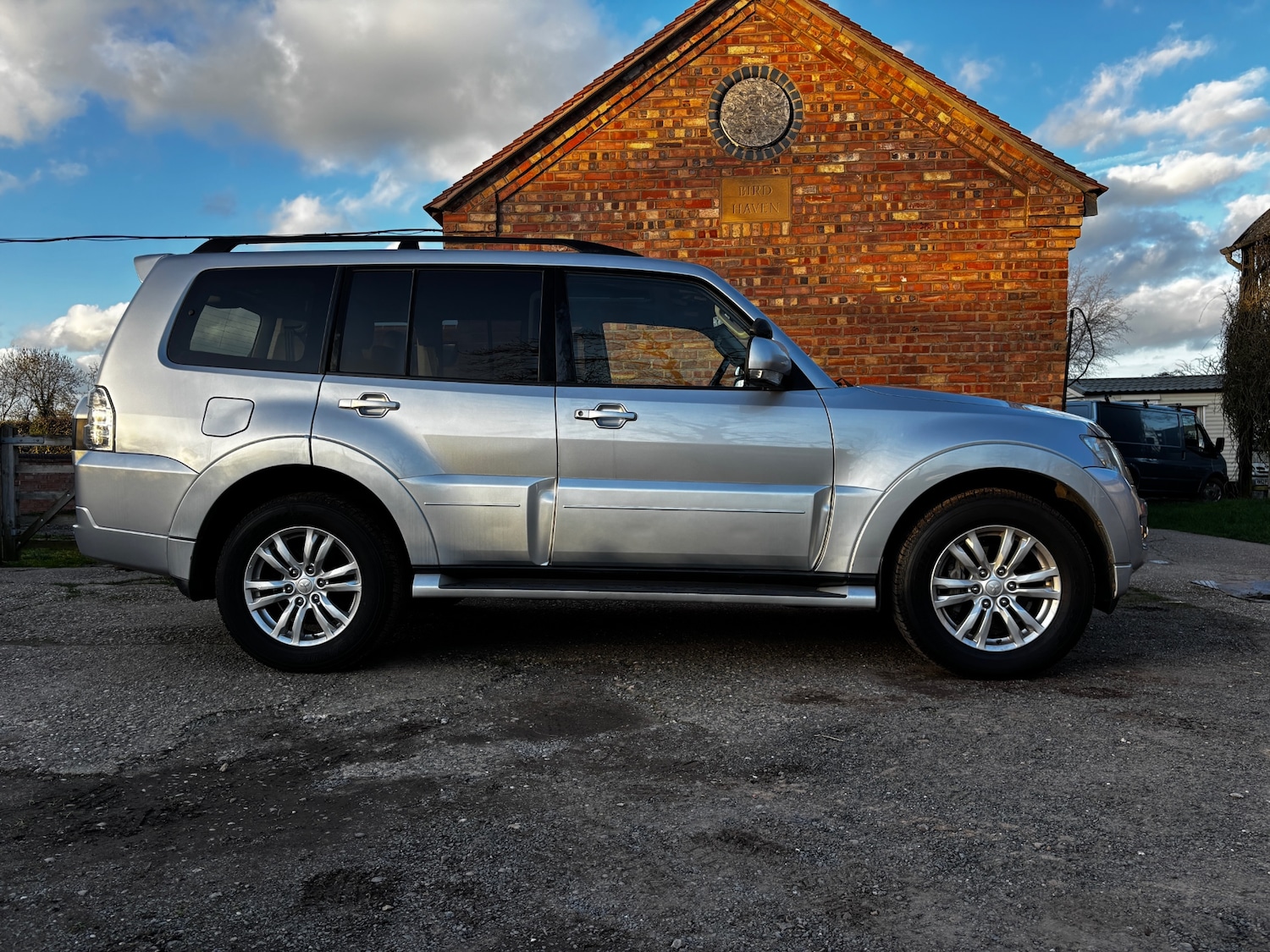 Used Mitsubishi Shogun 2018 for sale - 77818023: Photo 5