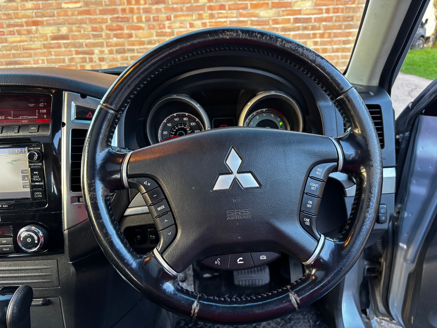 Used Mitsubishi Shogun 2018 for sale - 77818023: Photo 9