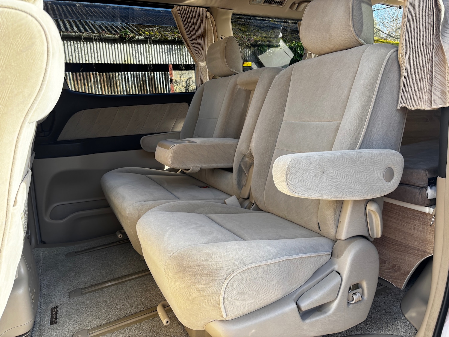 Used Toyota Alphard 2023 for sale - 77827728: Photo 35