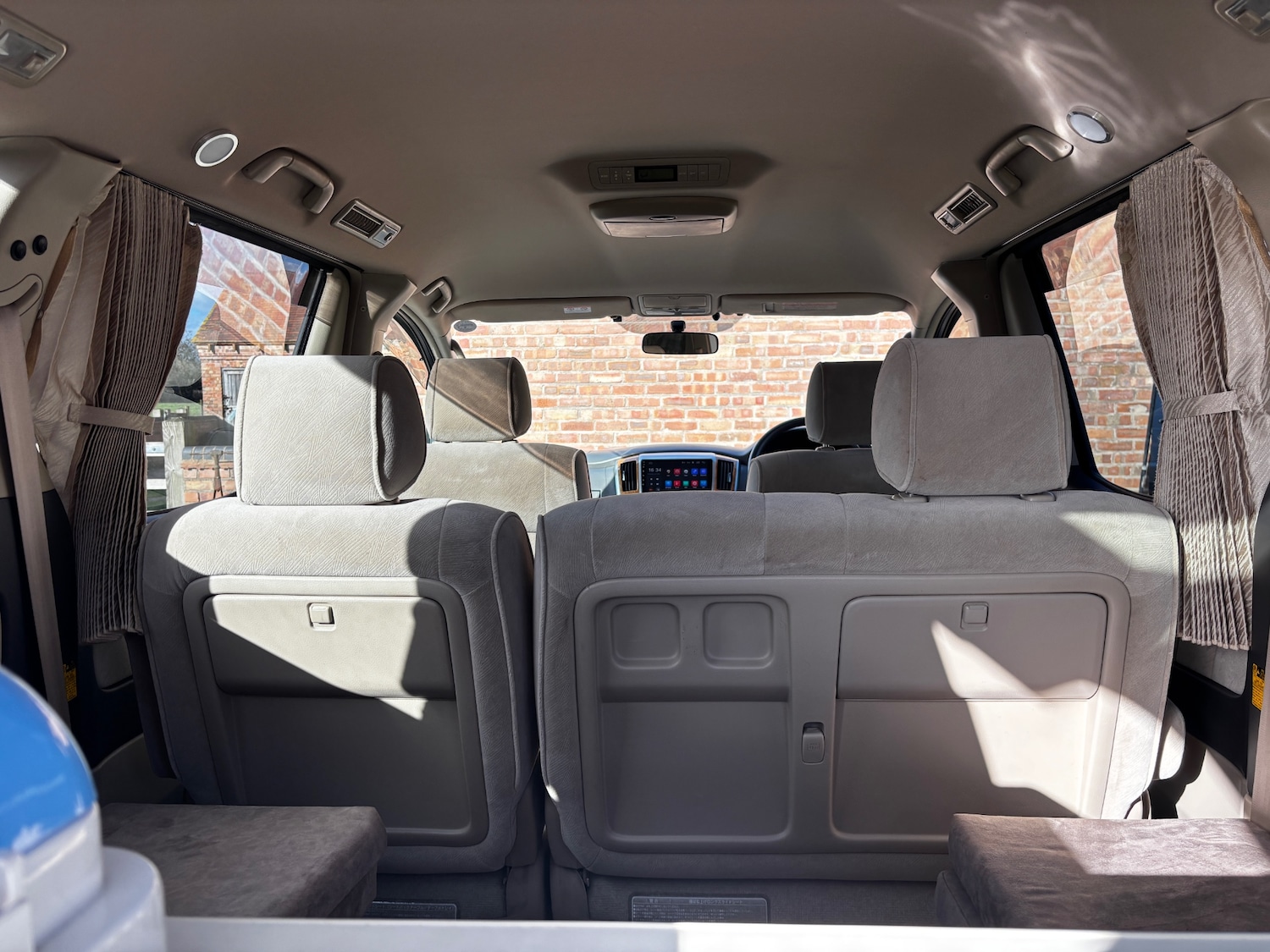 Used Toyota Alphard 2023 for sale - 77827728: Photo 45