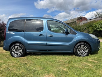 Used Peugeot Partner Tepee 2015 for sale - 78974399: Photo