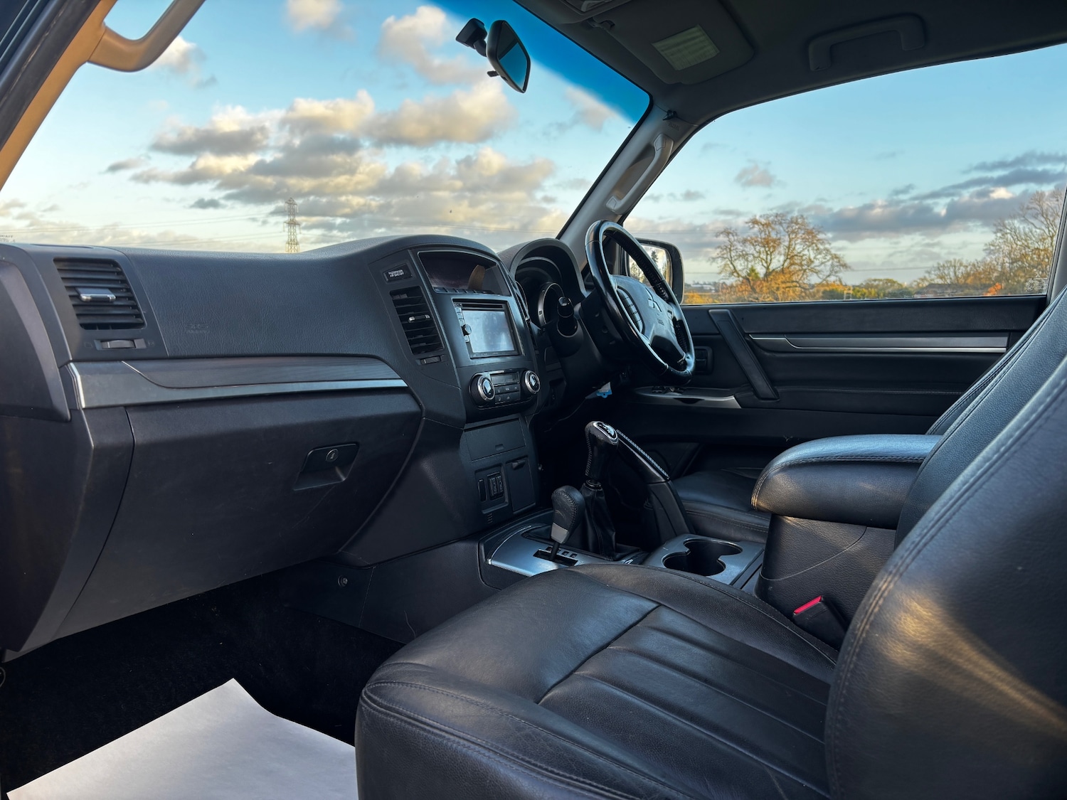 Used Mitsubishi Shogun 2012 for sale - 76687408: Photo 12