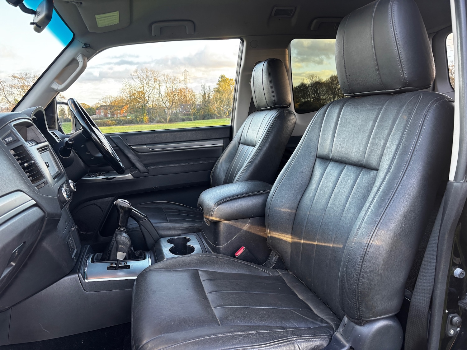 Used Mitsubishi Shogun 2012 for sale - 76687408: Photo 13