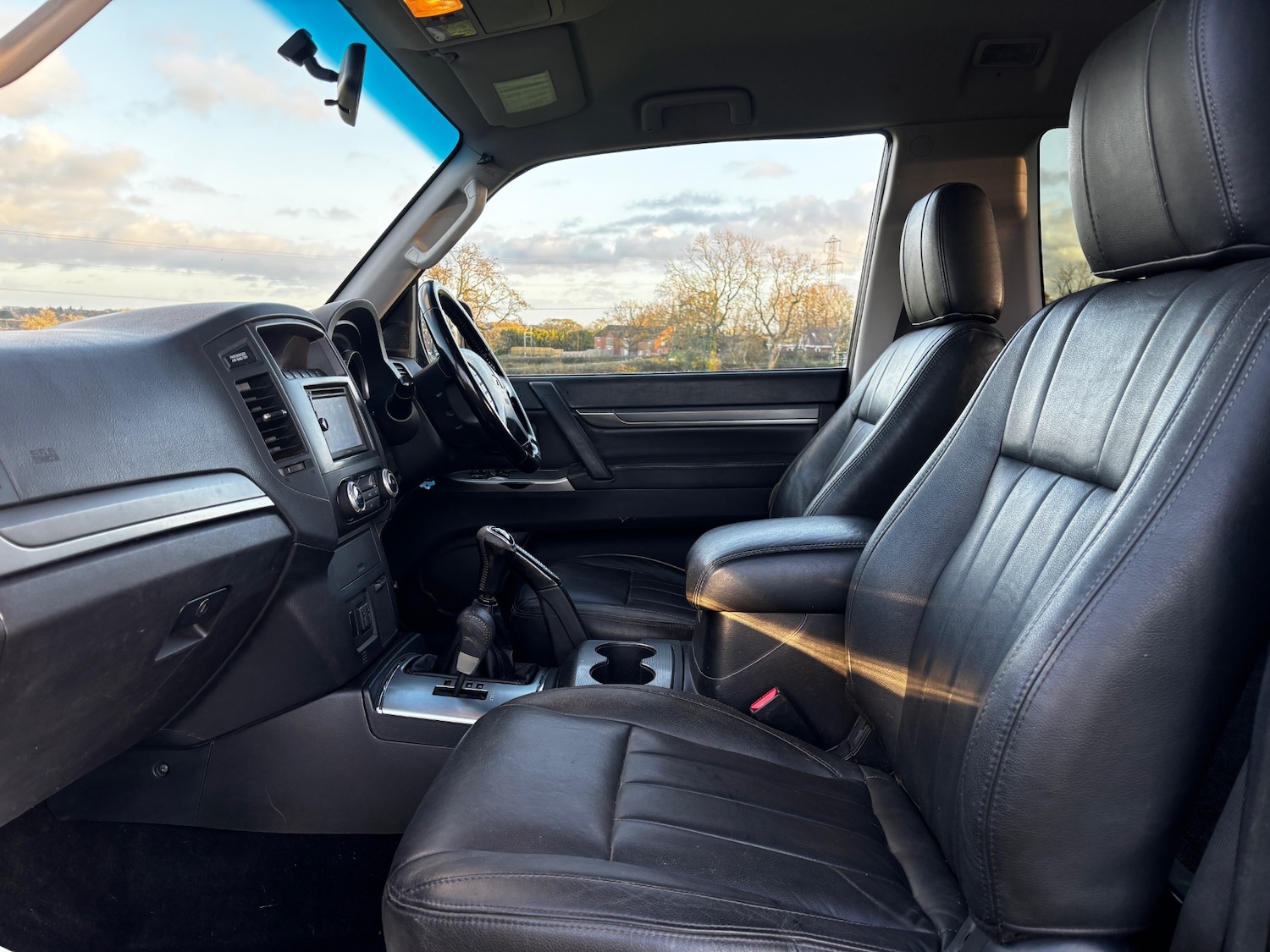 Used Mitsubishi Shogun 2012 for sale - 76687408: Photo 25