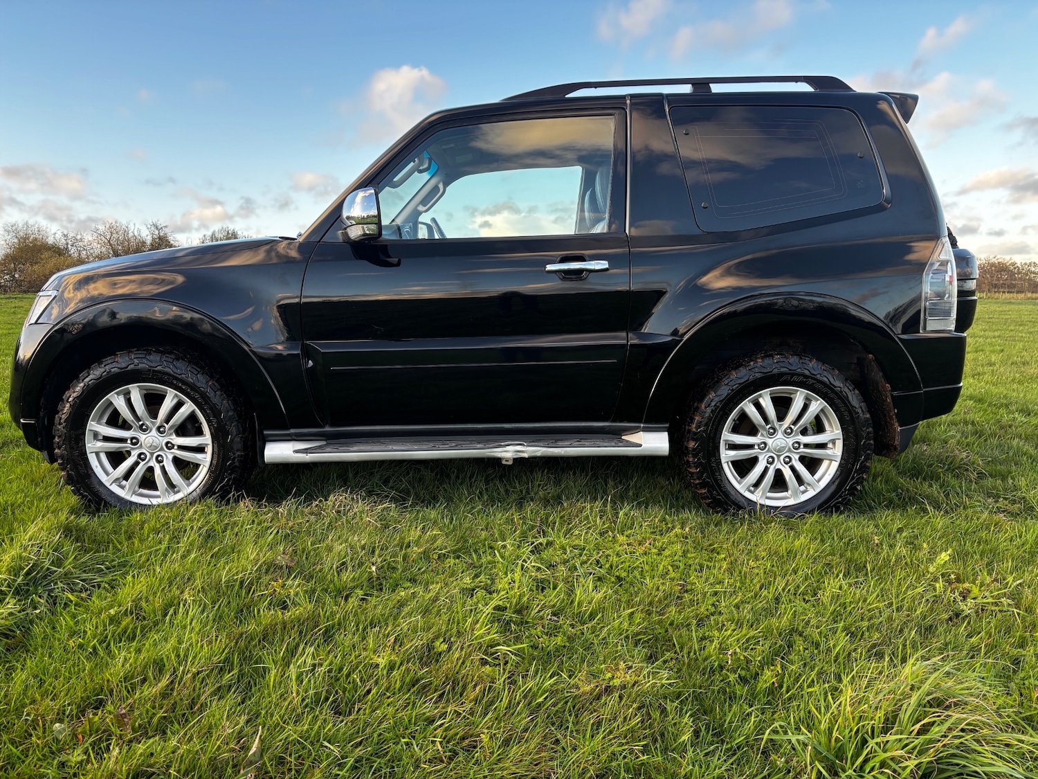 Used Mitsubishi Shogun 2012 for sale - 76687408: Photo 5