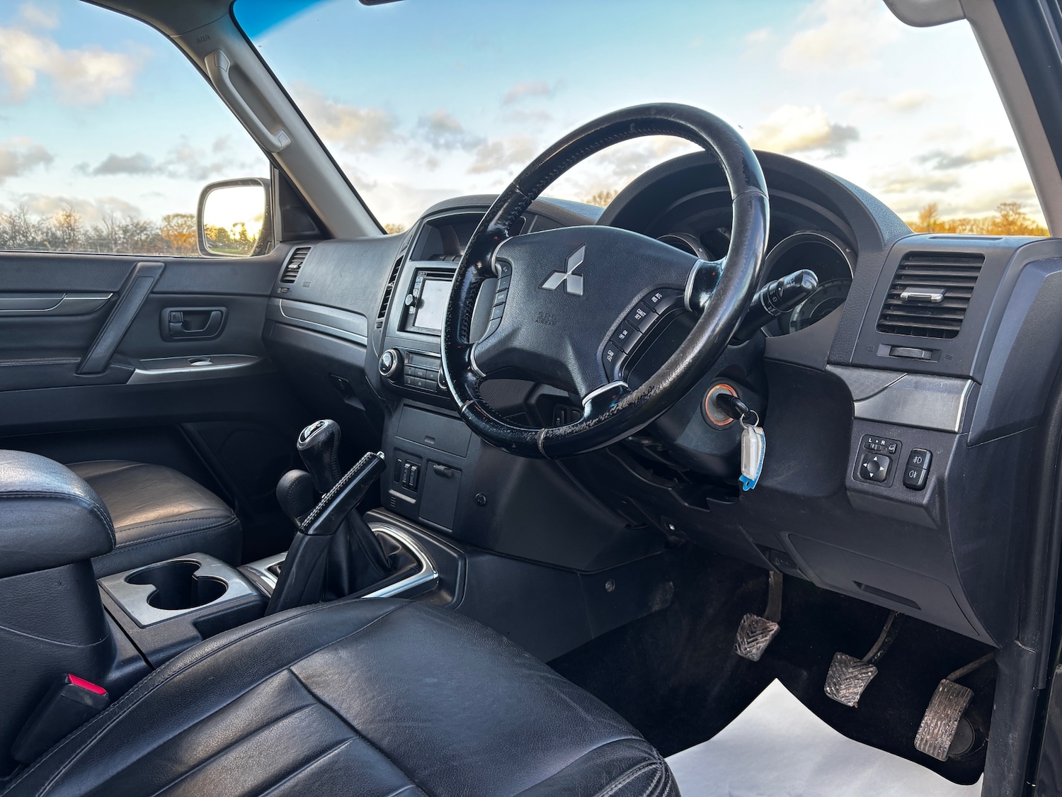 Used Mitsubishi Shogun 2012 for sale - 76687408: Photo 6