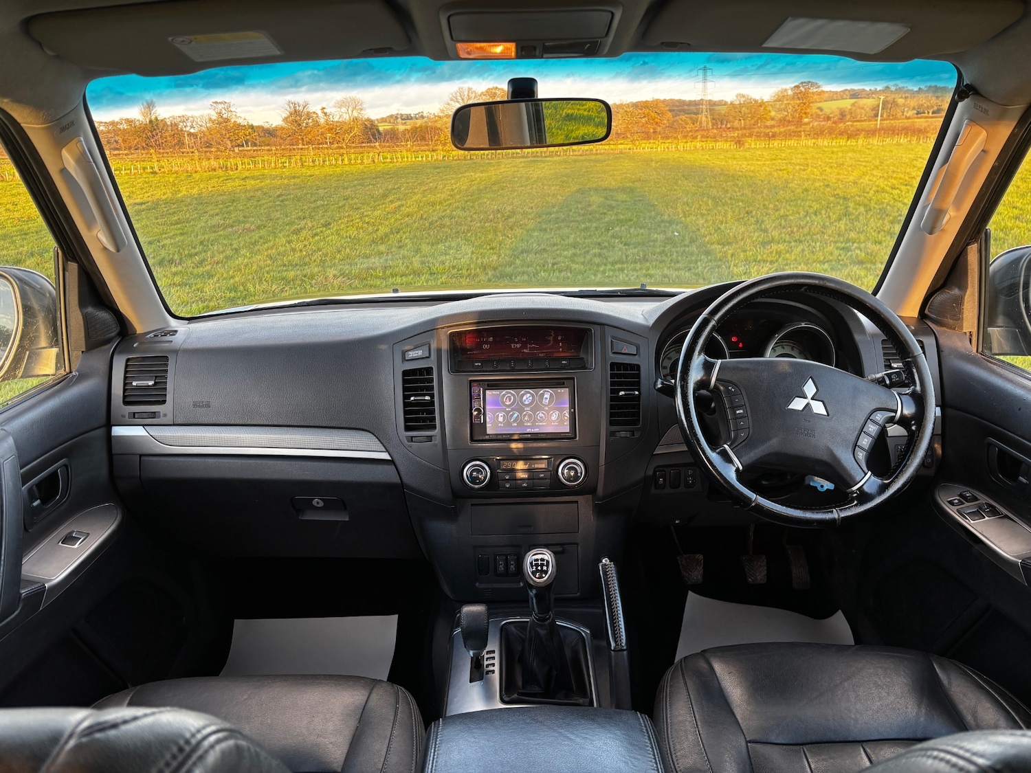 Used Mitsubishi Shogun 2012 for sale - 76687408: Photo 8