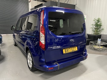 Used Ford Grand Tourneo Connect 2017 for sale - 79187593: Photo